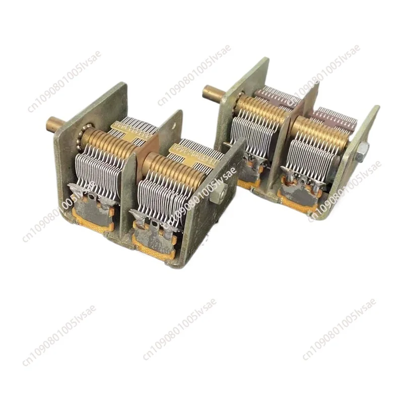 

Dual Variable Adjustable Capacitor CB-2-365 Left And Right 2-Pack 20PF-365PF for 711 Tube Radio Electronic Component