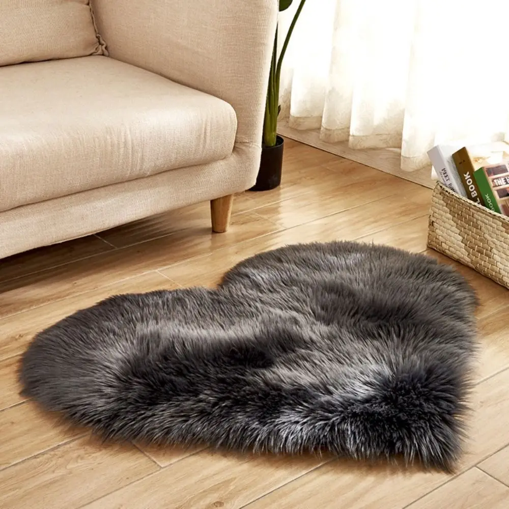 Washable Long Hair Plush Carpet Fluffy Decorative Carpets Hairy Fur Rugs Heart Shaped Carpet Bedroom