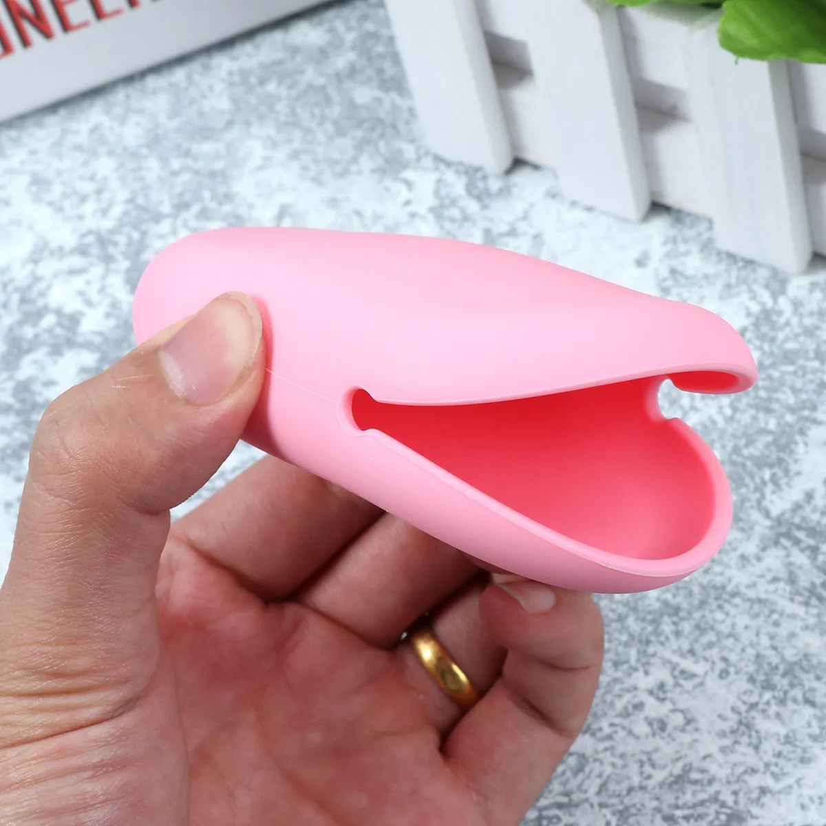 1Pcs Silicone Earphone Carrying Pouch Stretchable Non-Deforming Storage Bag for in-Ear Headphones Data Cables U Disks Desk Bag