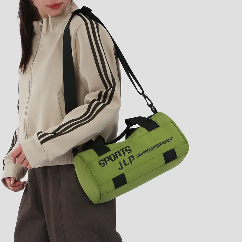 

Korean Style Sports Fitness Bag 2026 New Lightweight Waterproof Handbag and Crossbody Bag Casual Trendy Cool Training Bag