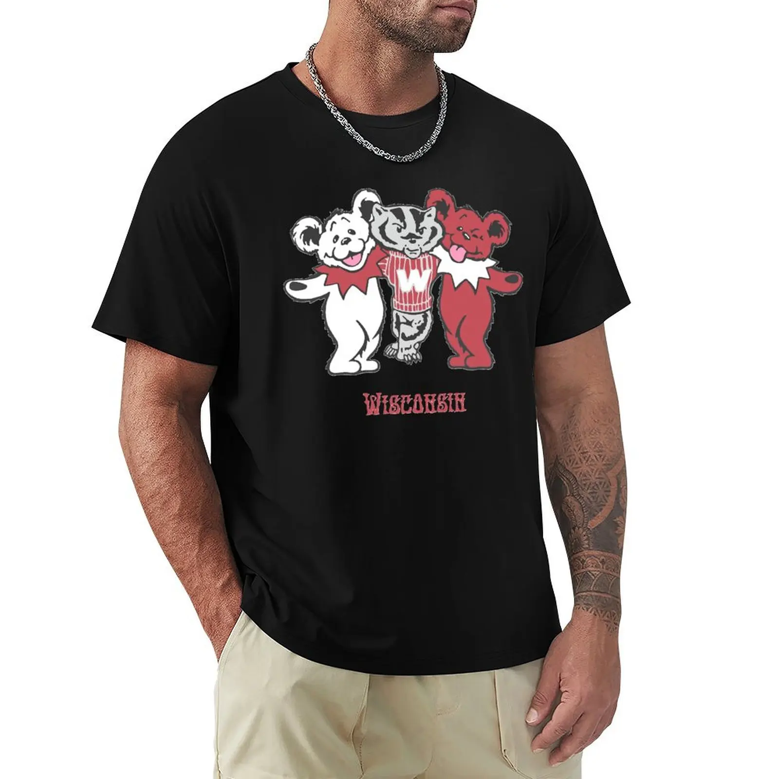 Bucky-and-Bears---University-of-Wisconsin-Madison-Classic-T-Shirt Basic Solid Color Short Sleeve T-Shirt