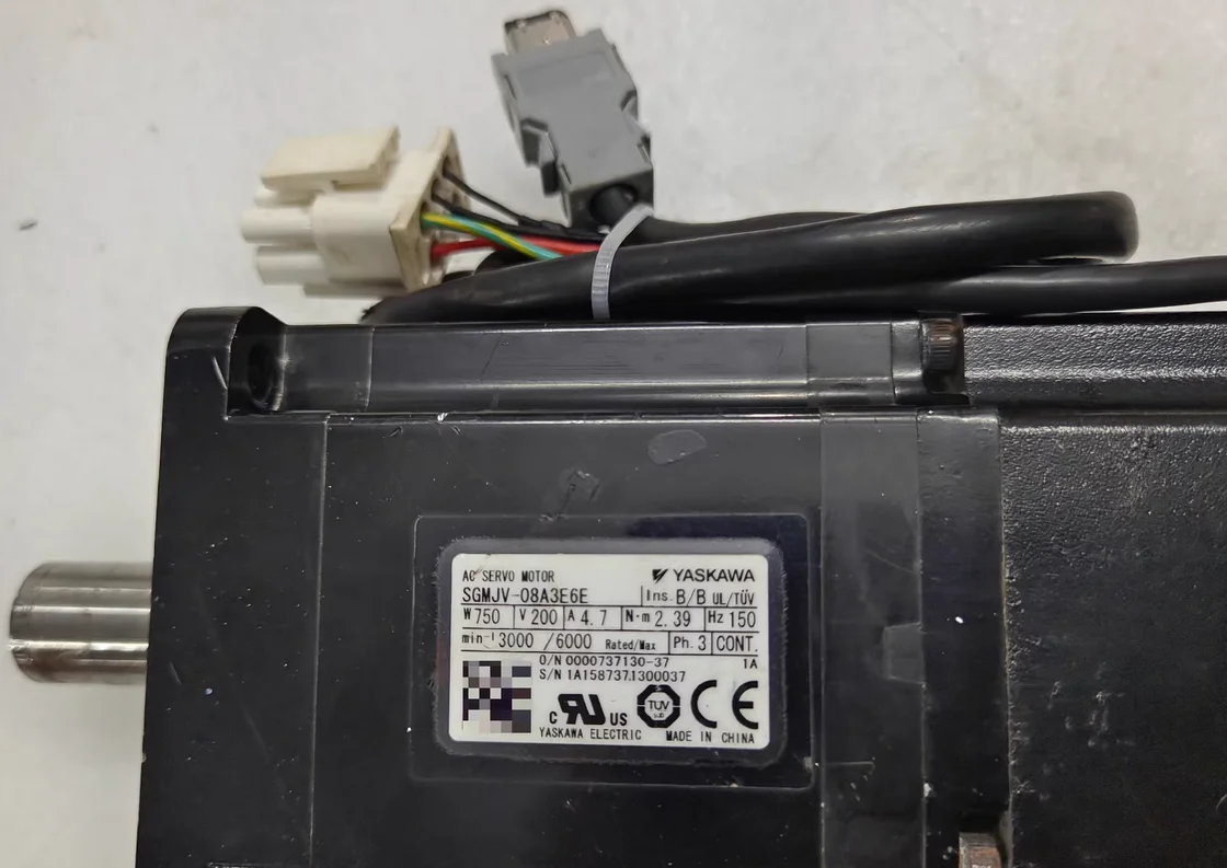 Genuine original SGMJV-08A3E6E Used Servo Motor SGMJV 08A3E6E，Fast shipping