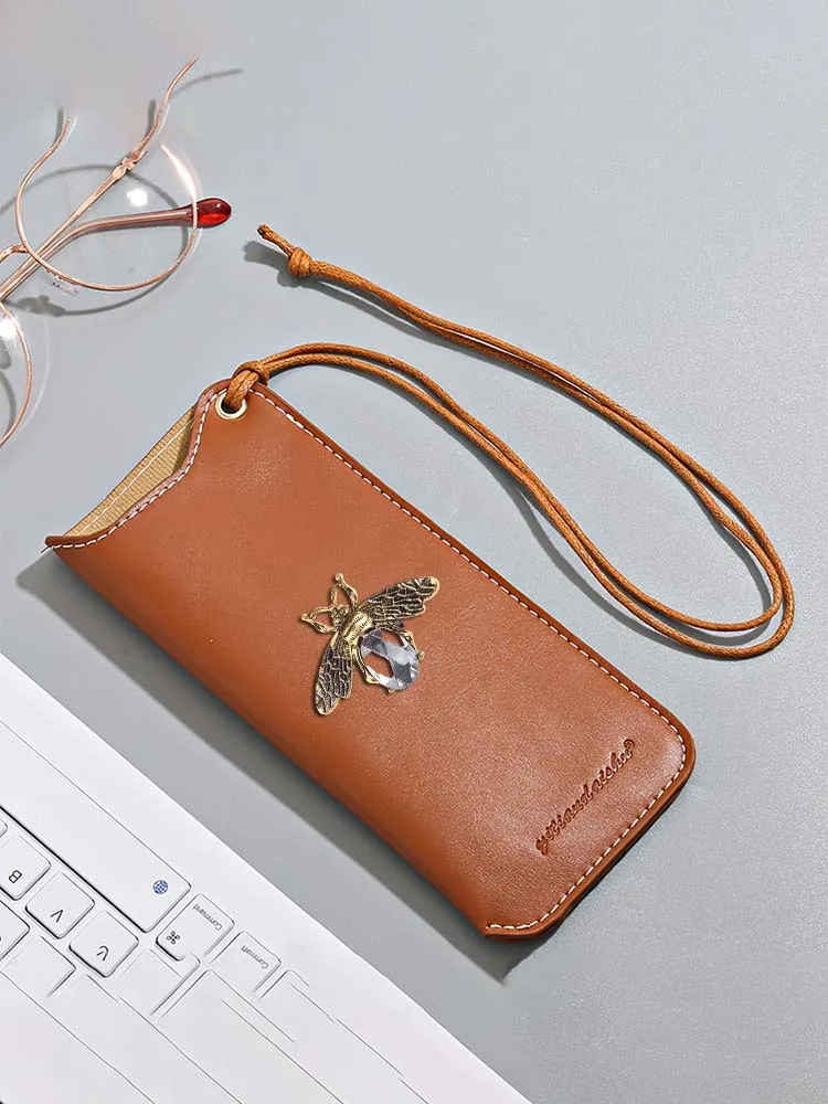 

Durable PU Eyewear Case Portable Gold Pearl Bow Decor Folk Style