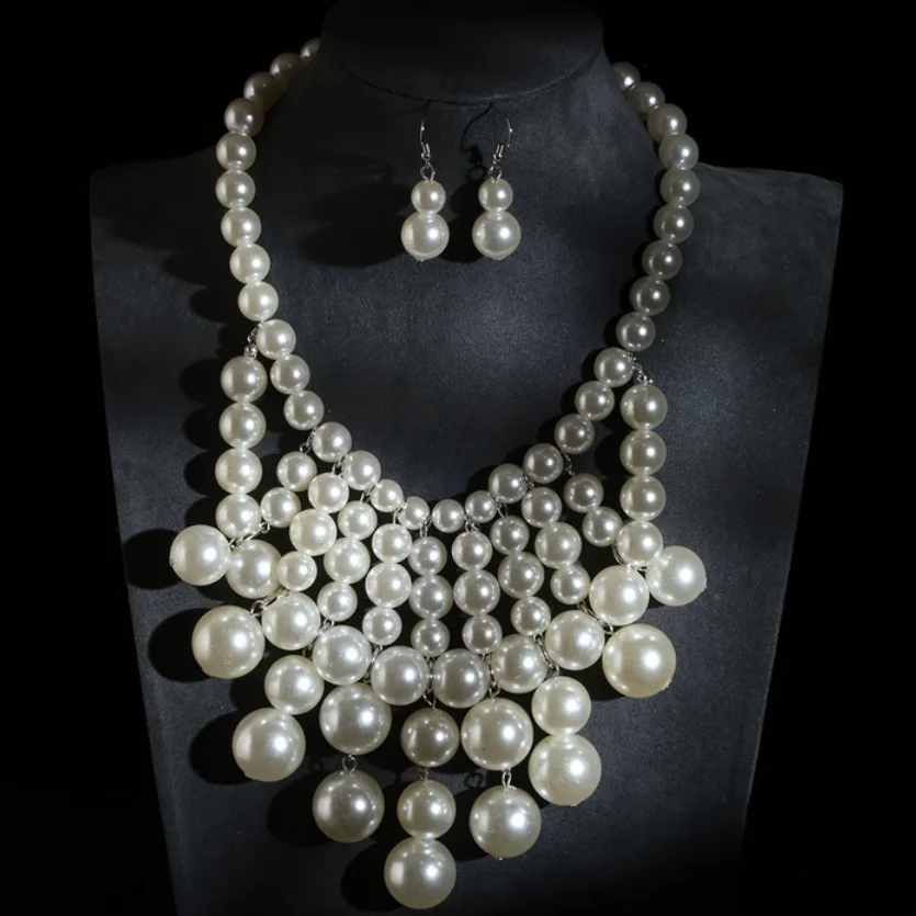 

ОЖЕРЕЛЬЕ С НАТУРАЛЬНЫМ БЕЛЫМ ЖЕМЧУГОМ ЮЖНОГО МОРЯ + СЕРЕЖКИ