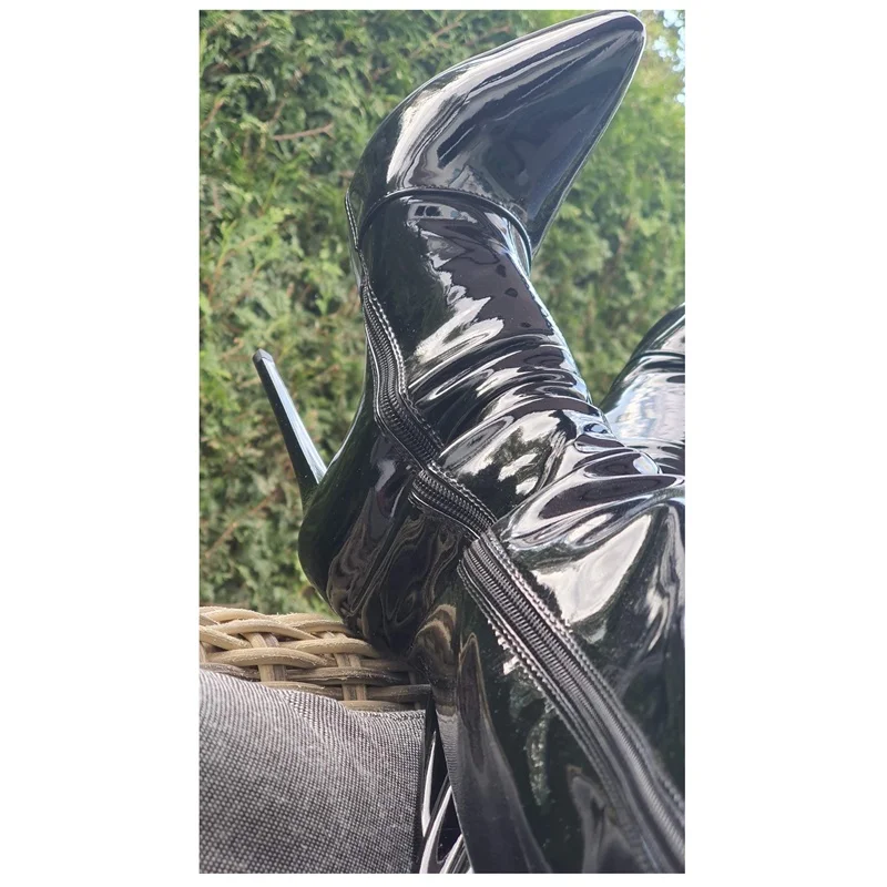 Stivali con cerniera in pelle verniciata nera Tacco alto sottile Sexy alla moda Cool Winter Casual Scarpe da donna di grandi dimensioni Zapatillas Mujer