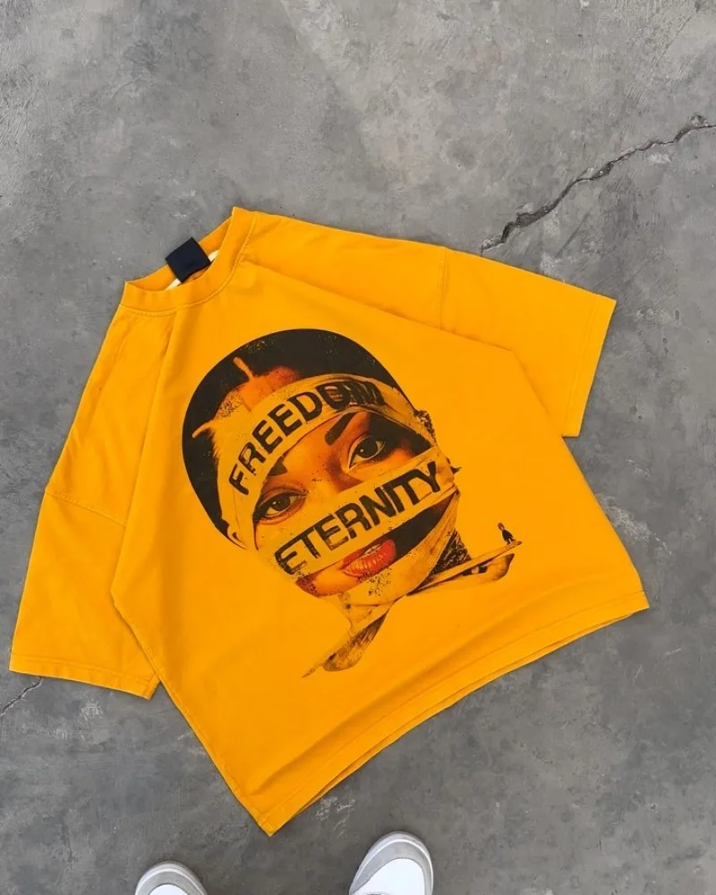 

Y2K Men's Portrait Print Harajuku Yellow Tshirt Hip-hop Couple Casual Wear Retro Street Fashion Gothic-inspired Top Men Clothing