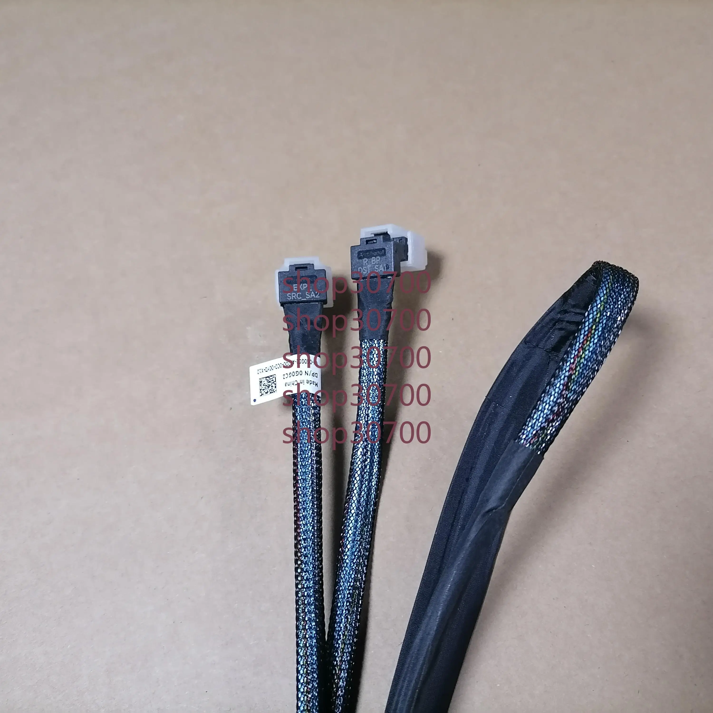 For SlimSAS SFF-8654 4i to SFF-8654 4i 0G0GC2 positive elbow, length 84cm