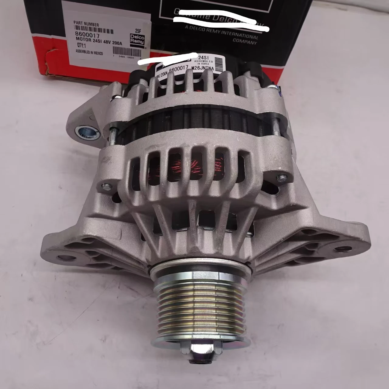 Picture 3: Customized Alternator 48V 200A 1Kw in India  Engine for CAR 8600017