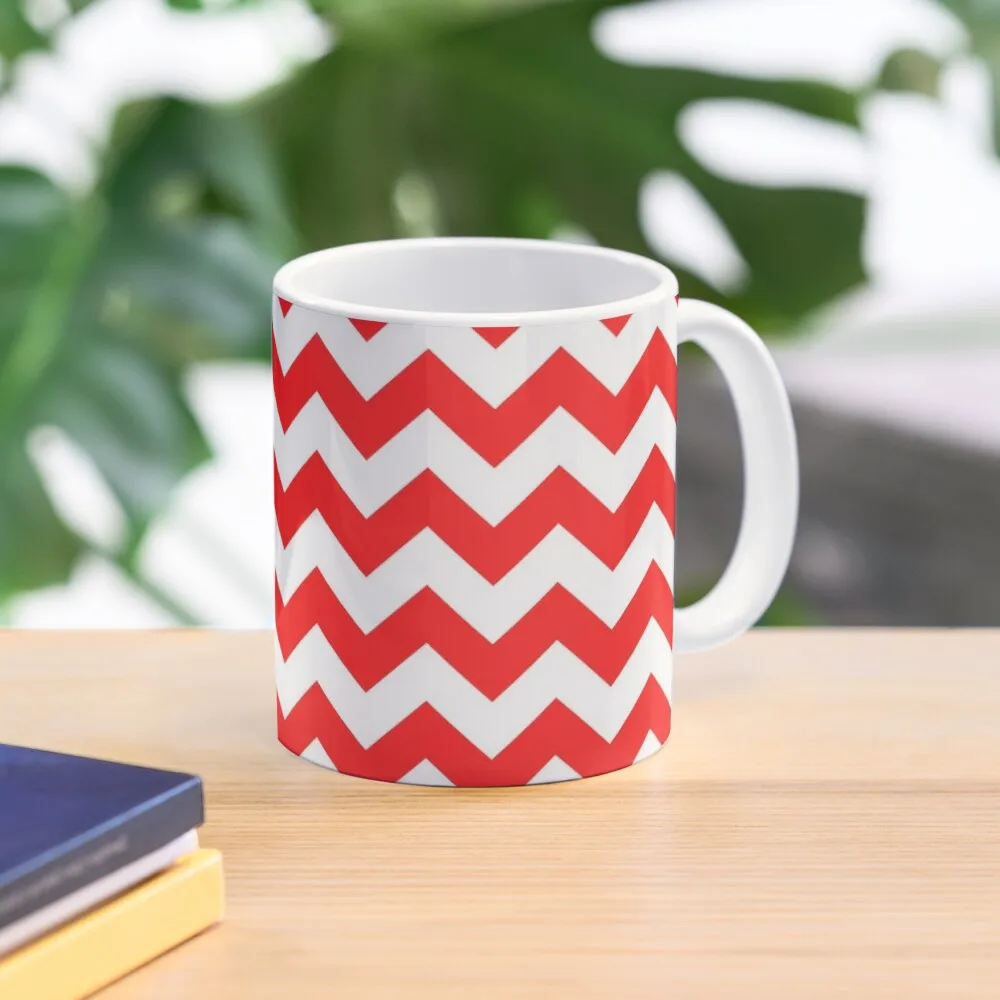 Red Chevron Pattern Classic  Mug Photo Tea Cup Handle Round Printed Gifts Picture Design Drinkware Image Coffee Simple