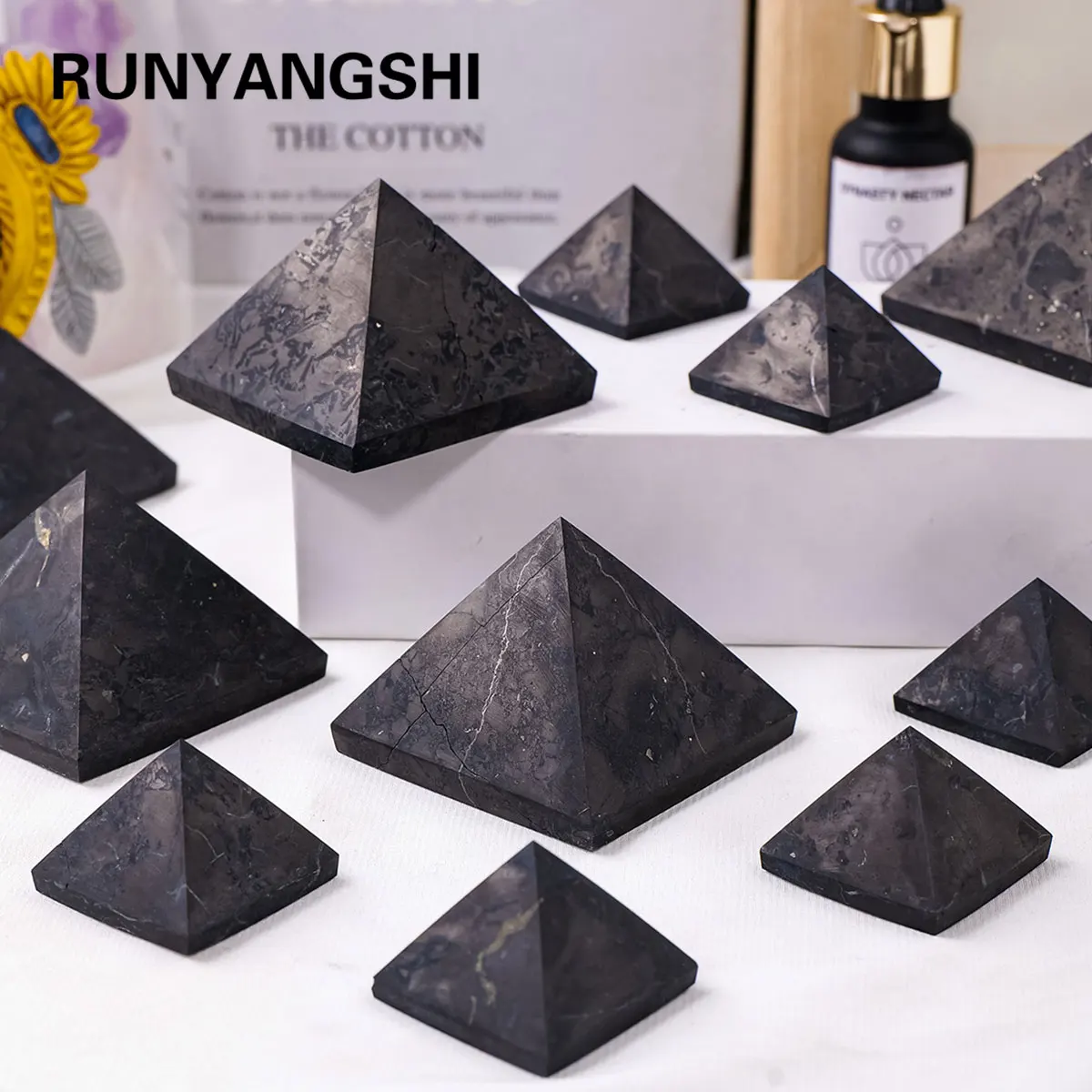 1PC Natural Stones Shungite Crystal Pyramid Quartz Healing Stone Chakra Reiki Crystal Home Decor Crafts