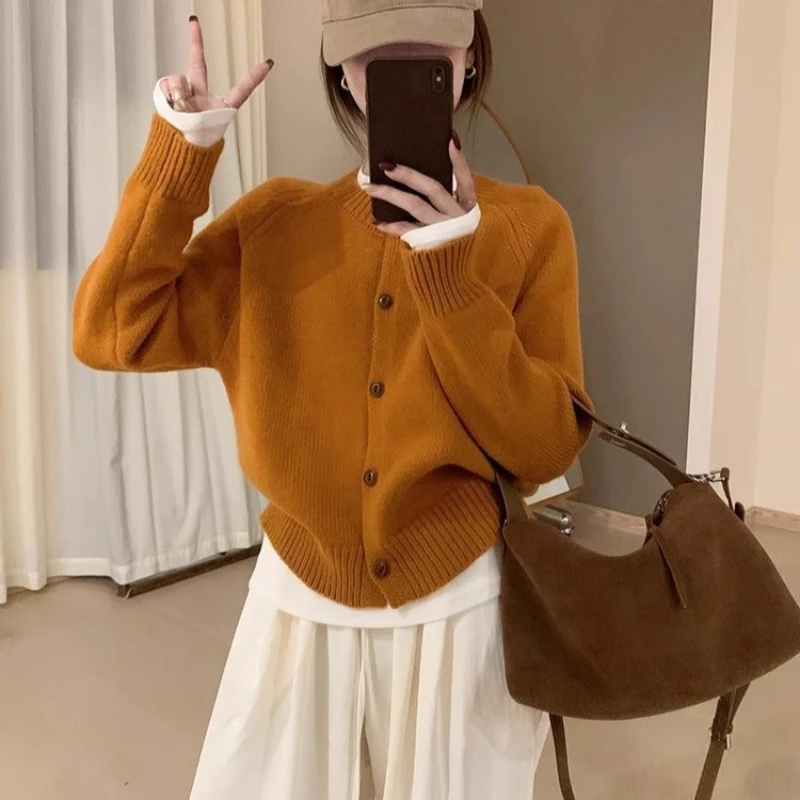 Design Sense: Solid Color, Simple Round Neck Knitted Cardigan for Women in Autumn and Winter, Lazy Style, Loose and Soft Texture
