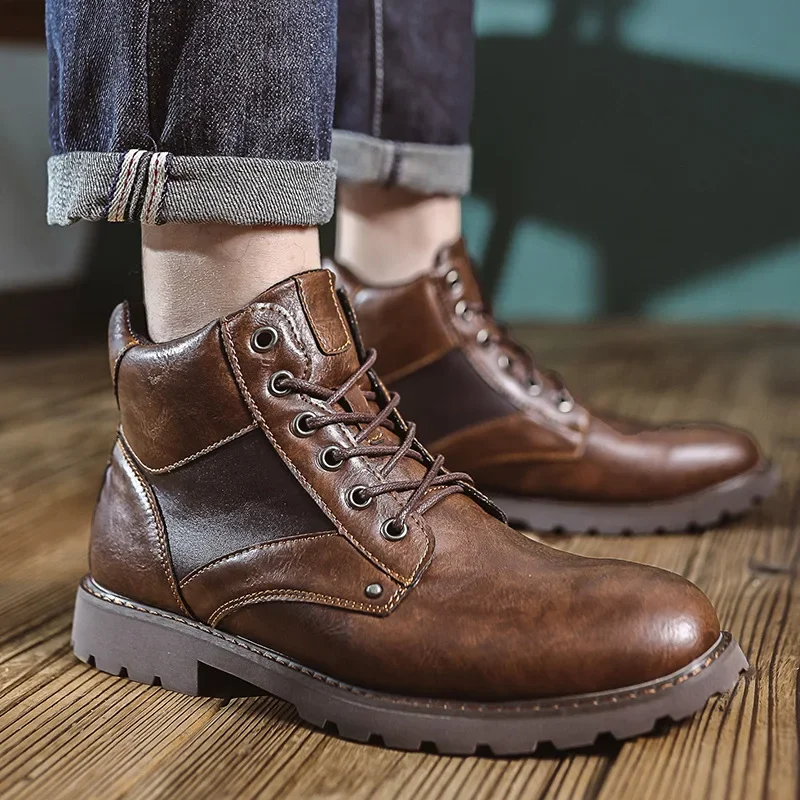 Zapatos de hombre de alta calidad, botas cortas de cuero de estilo británico, botas de trabajo antideslizantes y resistentes al desgaste para exteriores a la moda, 2024