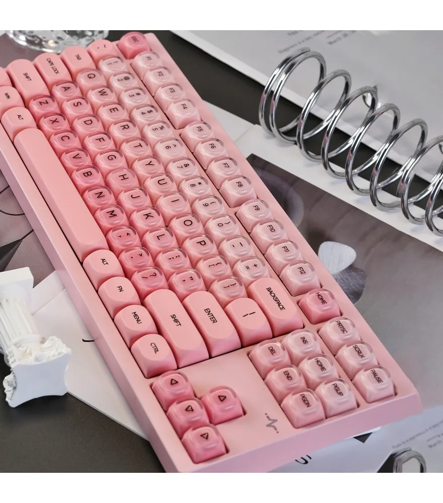 

Strawberry pink keycap custom sublimation PBT + PC girl ball cap suitable for wooting mechanical keyboard