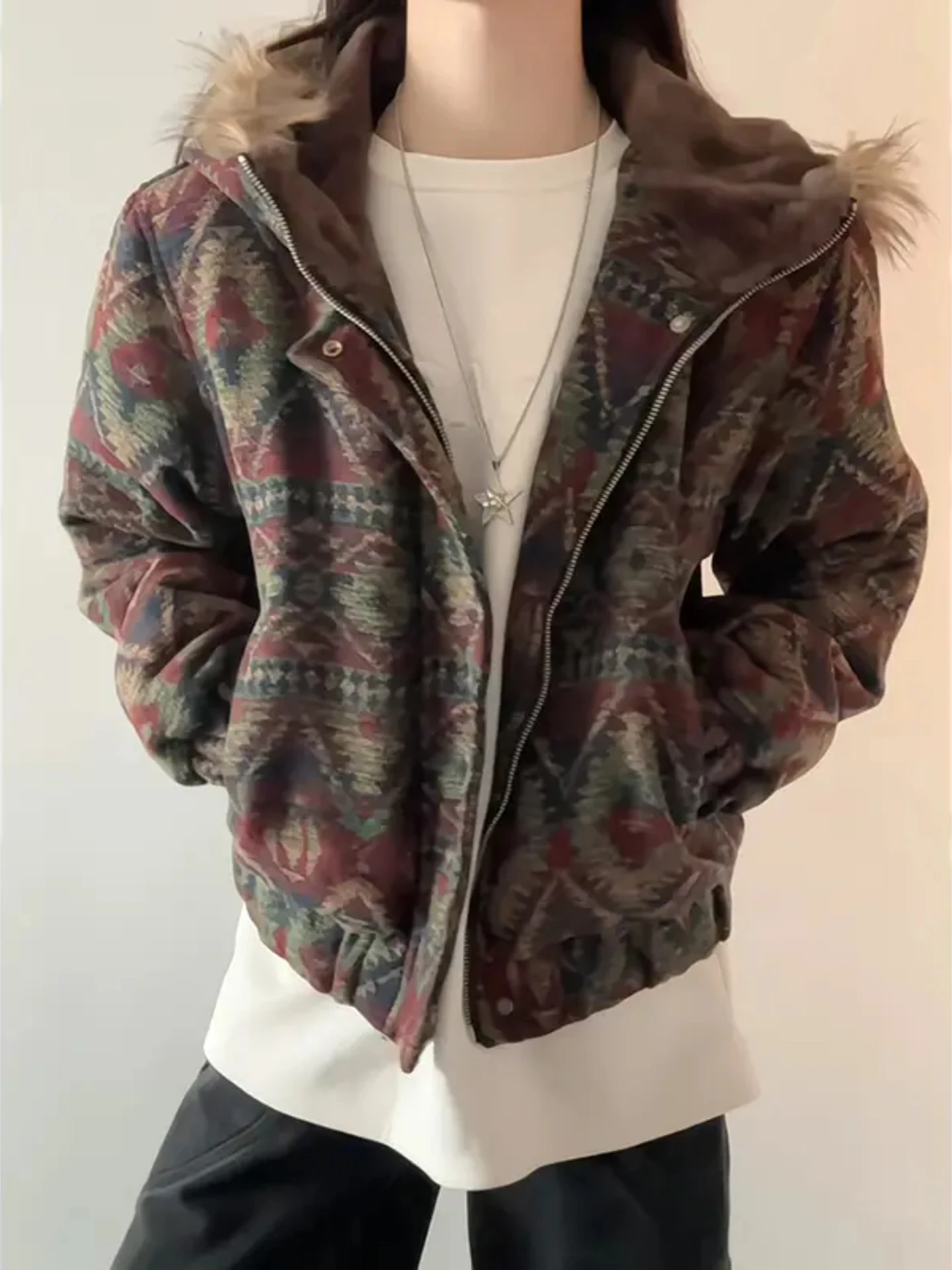 

Thickened Winter Cotton Jacket Men's Style Ethnicity Wind Short Coat Mountain Eagle Fur Collar Warmth US Retro Style Youth Fa...