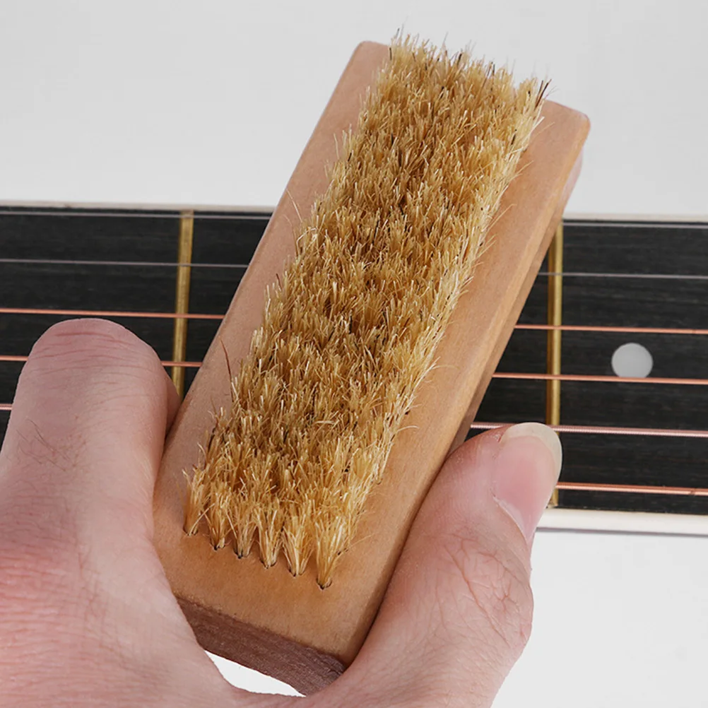 

2Pcs Durable Guitar Cleaning Brushes White Bristles for Ukulele Guzheng Dust Removal Guitar Dust Cleaning Bass