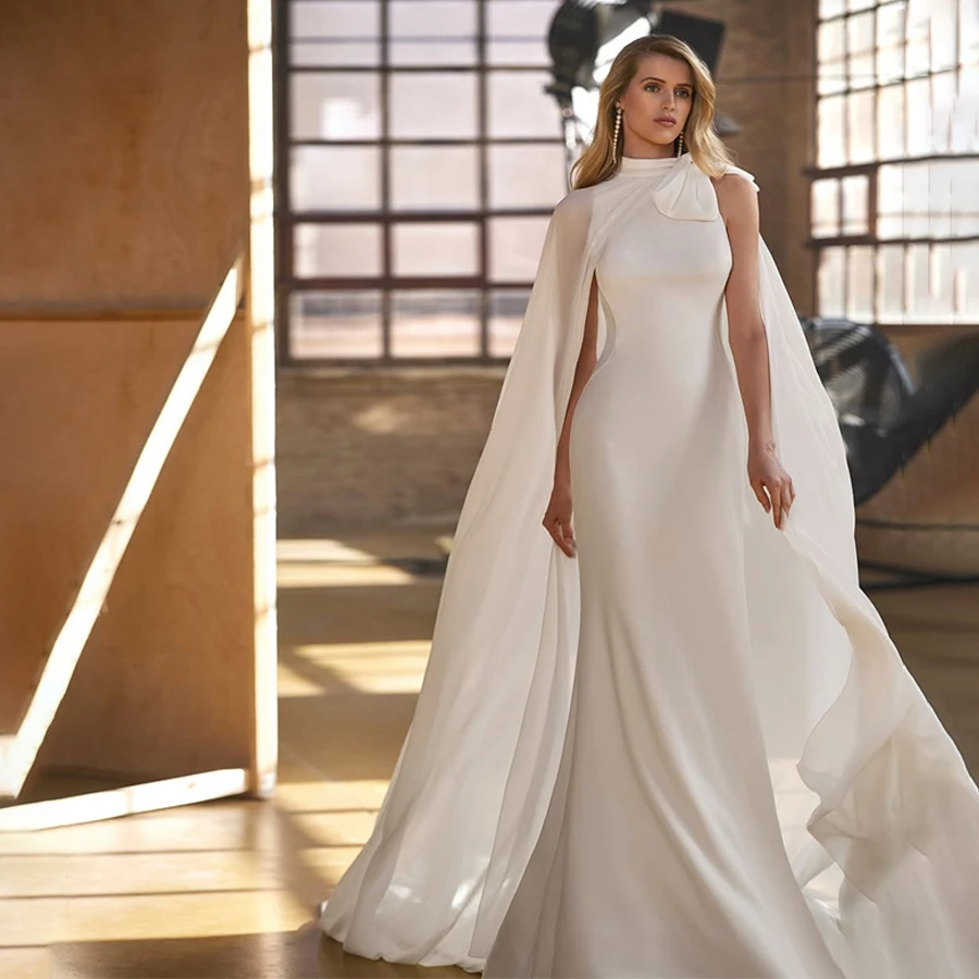 

Halter Neck Sleeveless Mermaid Wedding Gown Customized Evening Dress Removable Off White Bridal Gowns vestidos de novia