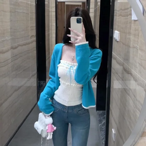 Knitted jacket