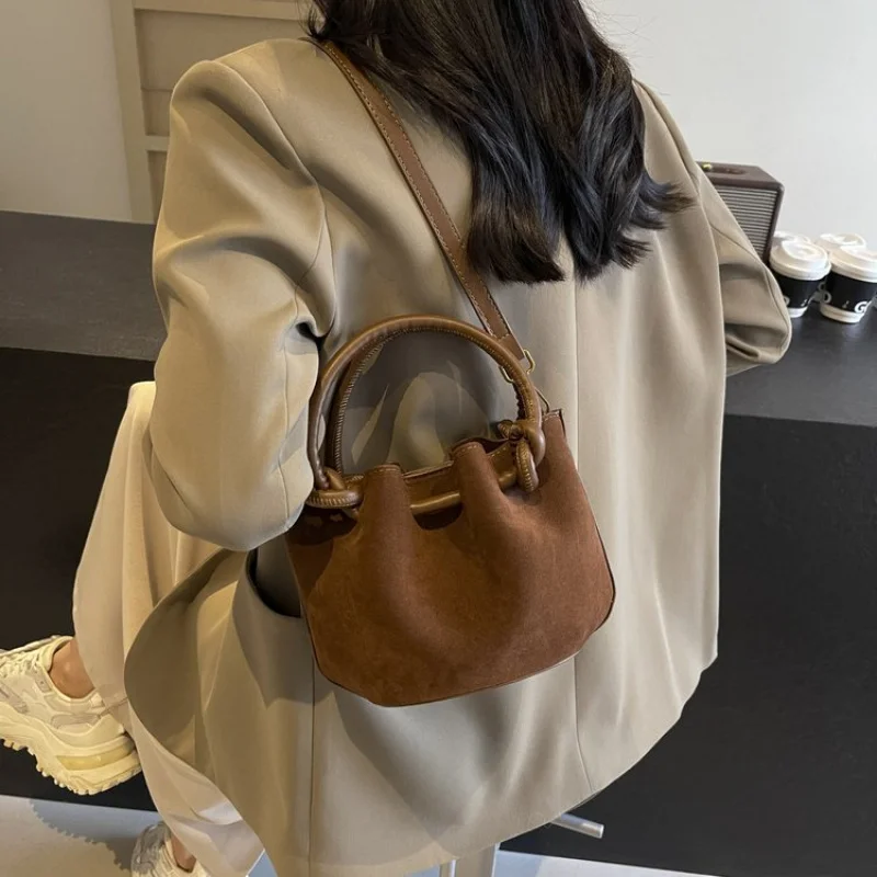 

Stylish Women's Messenger Bag Tote Bag Handbag Leather Shoulder Bag Luxury Brand Elegant Design By Famous Designer