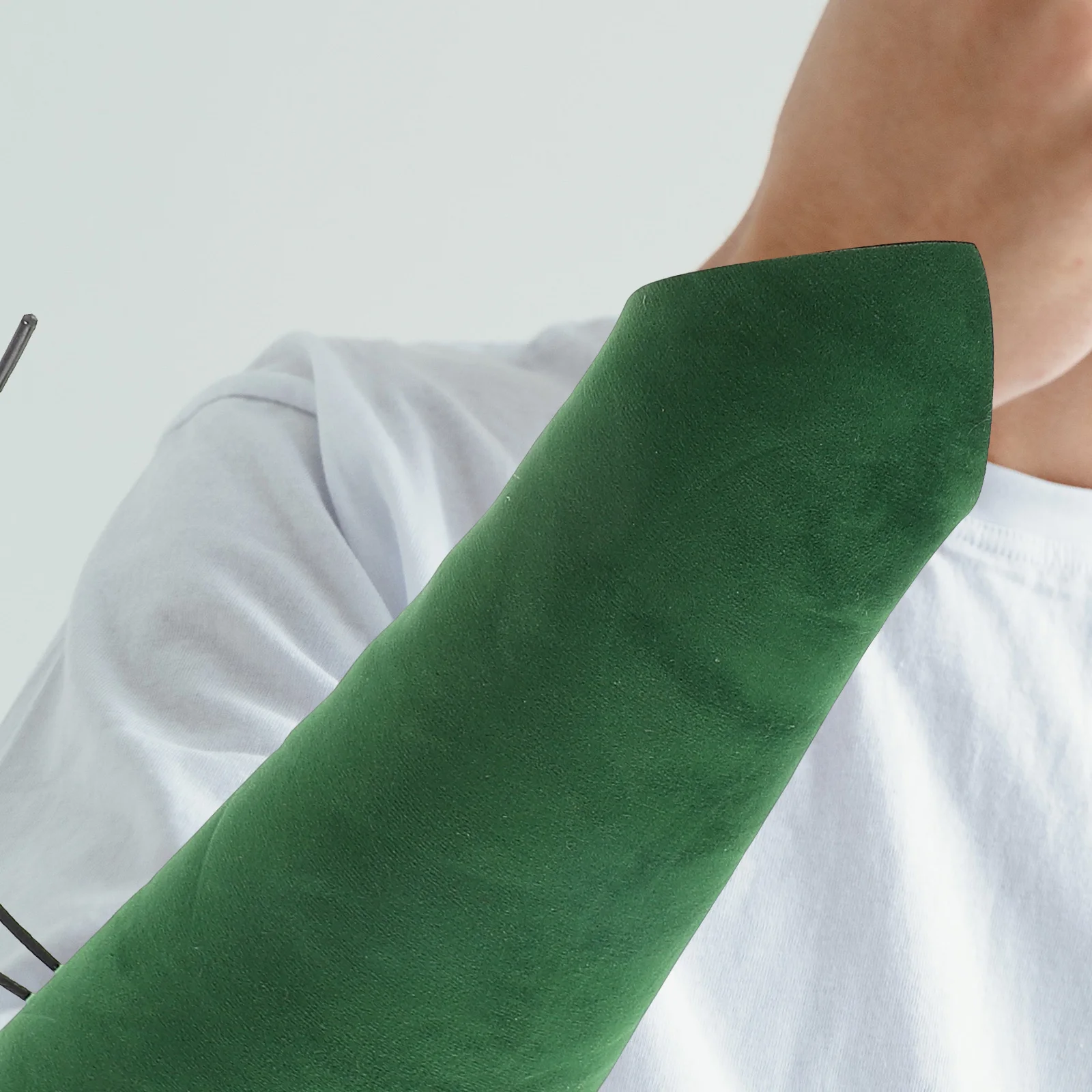 

Medieval Steampunk Suede Arm Guards Punk Forearm Cuffs Green Adjustable Lace-Up Wristbands Solid Color Cycling Accessories