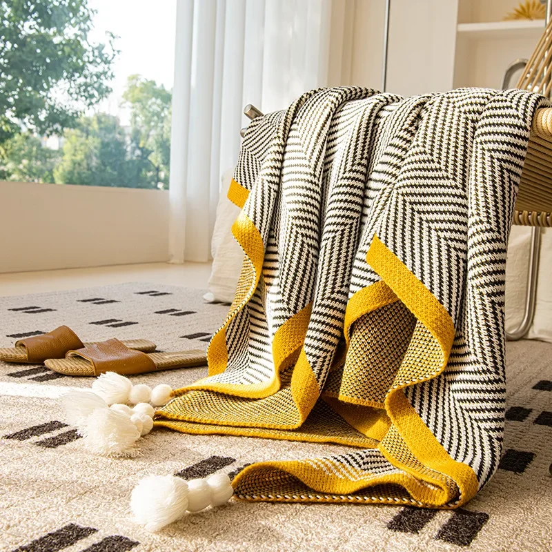 Nordic Sofa Blanket Diagonal Stripe Knitted Shawl Blanket Autumn Winter Home Decor Office Nap Bedspread Warm Bed Tail Cover