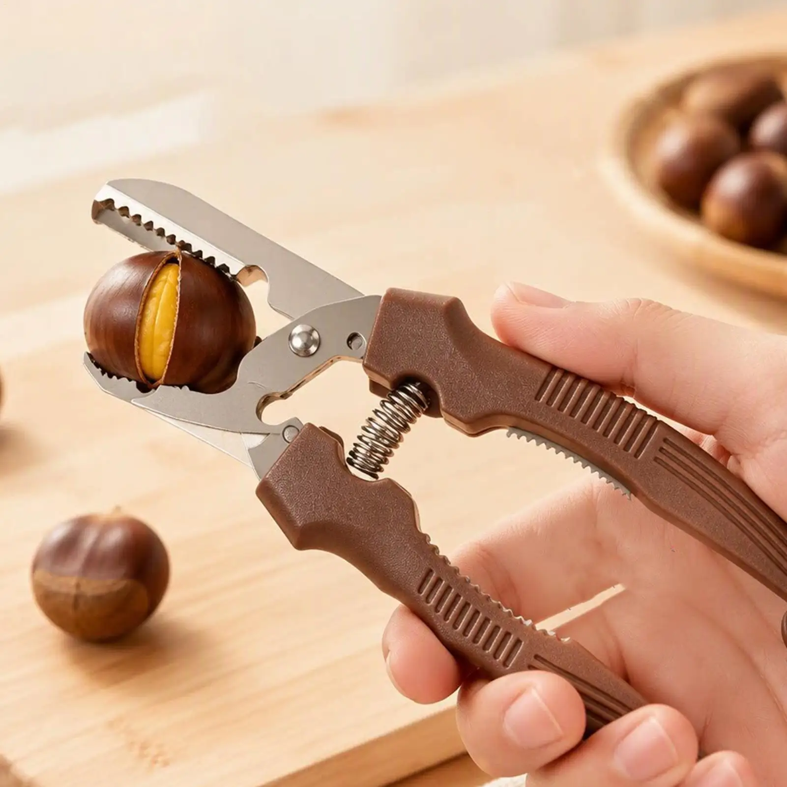 Stainless Steel Chestnut Cracker Chestnut Peeler 2 in 1 Nut Opener Serrated Cutter Shell Scoring Tool Kitchen Nut Cracker