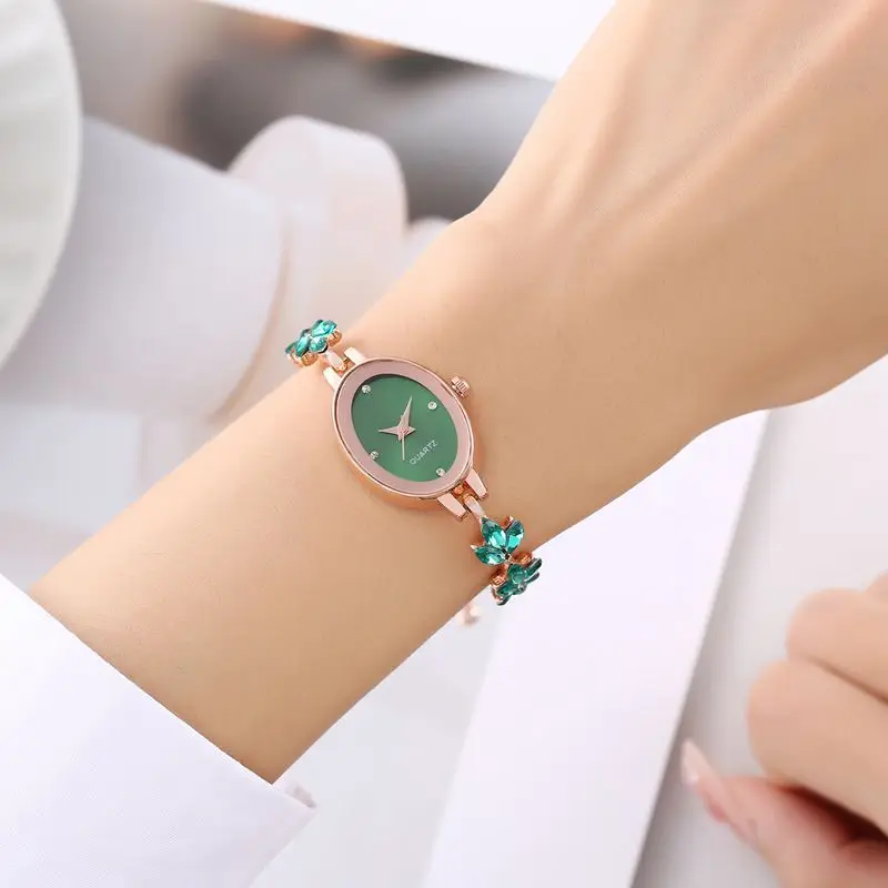 Elegant Watch for Women Rhinestone Inlaid for Clover Ladies Watches Oval Fashion Quartz Wristwatches Bracelet Clocks Reloj Mujer