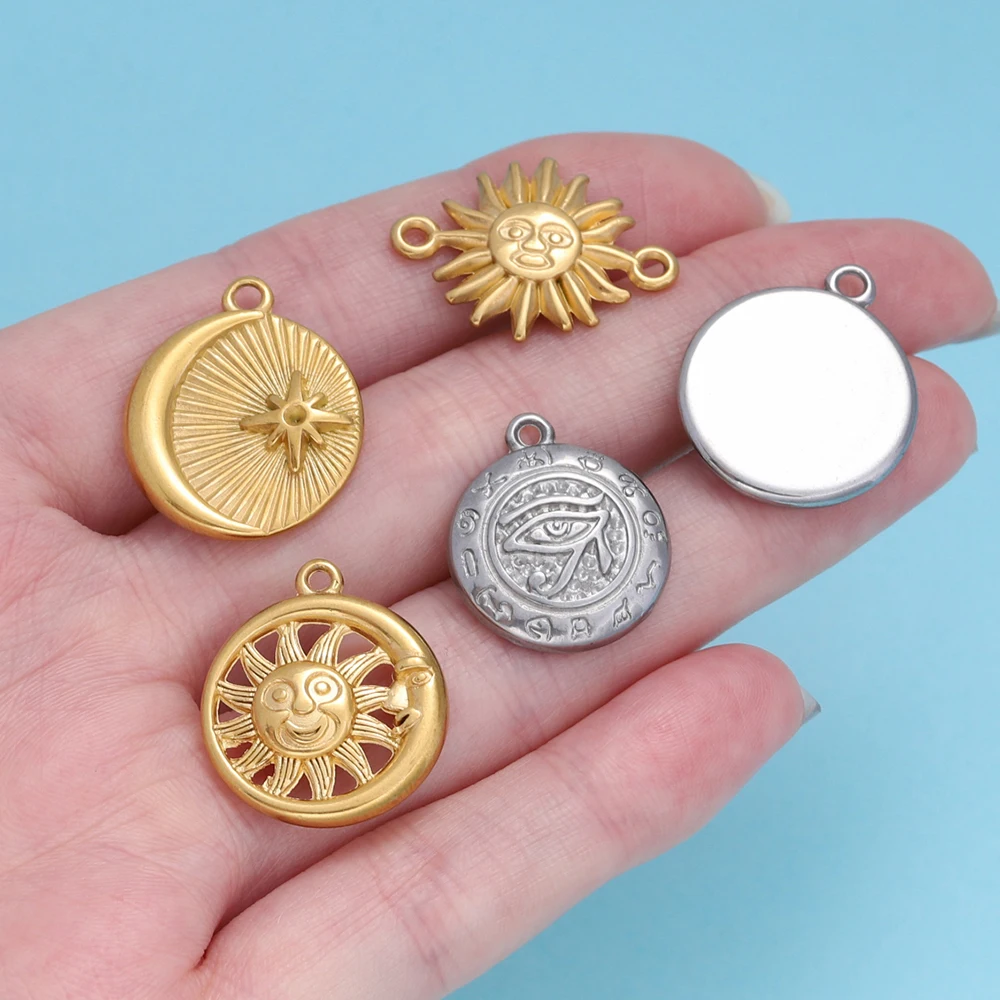 2 Stuk/pak Katholieke Rvs Jezus Christus Bedels Hangers voor DIY Sieraden Maken Ketting Componenten Accessoires