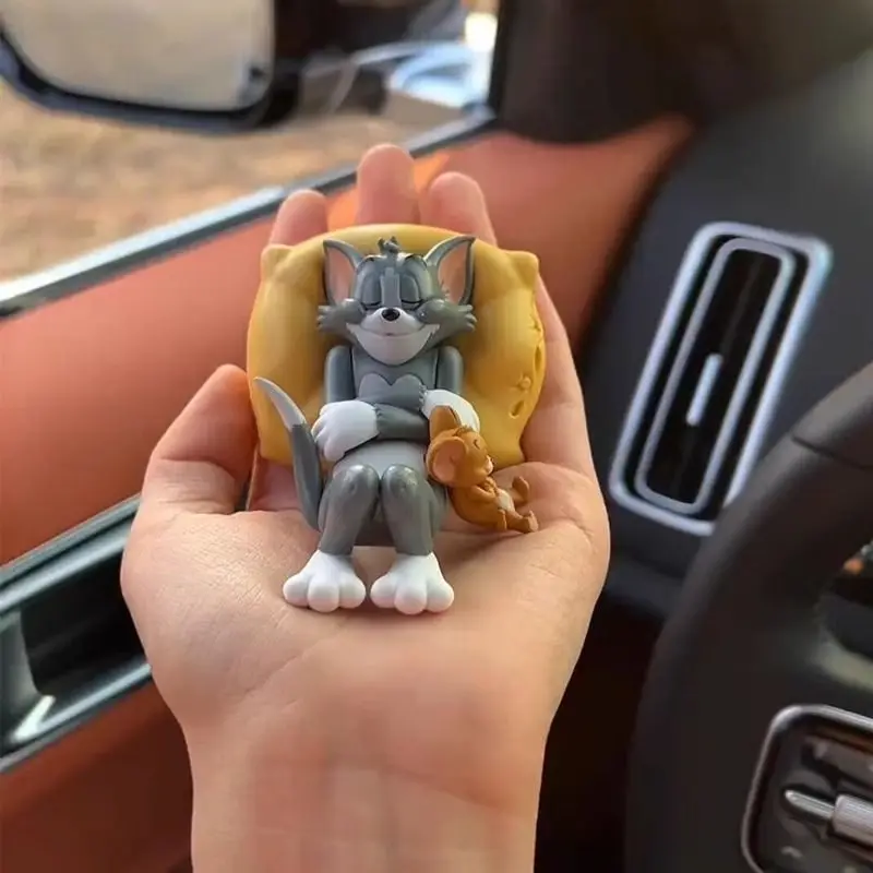 الكرتون الديكور توم القط جيري ماوس القط زخرفة لطيف مكتب الزينة رائعتين التماثيل لعبة أرقام سيارة ديكور المنزل