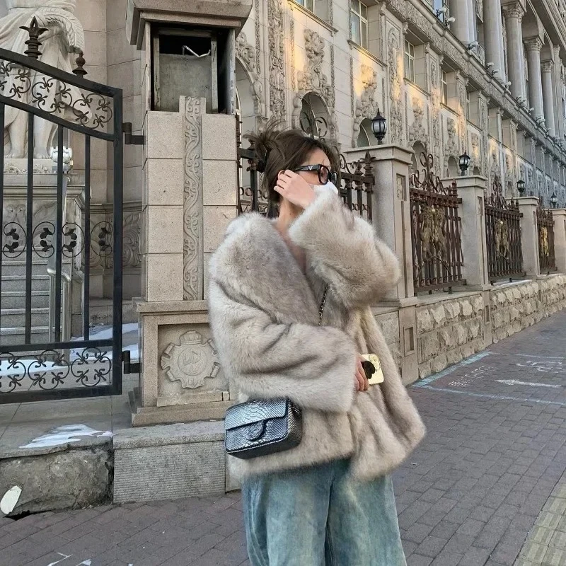 2025 Autunno Inverno Manica lunga Giacca soffice Oversize Allentato Casual Lusso Morbido Spessore Caldo Peloso Cappotto di pelliccia di volpe sintetica Donna