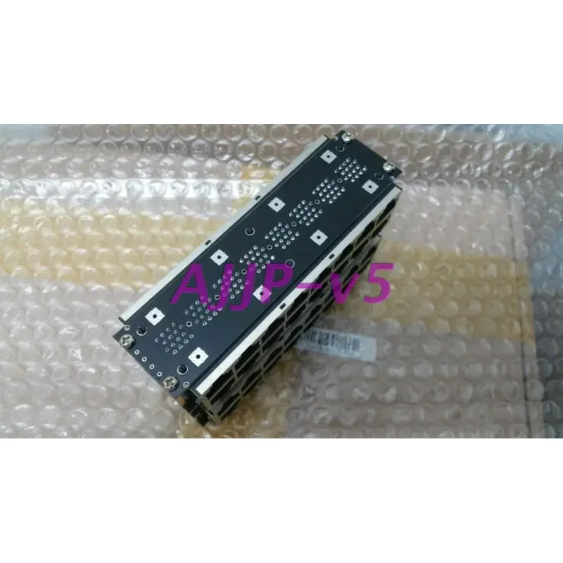 RS485 CAN MODBUS Hub Connector 32-way Interconnect Bus Serial Communication RJ45 Branch