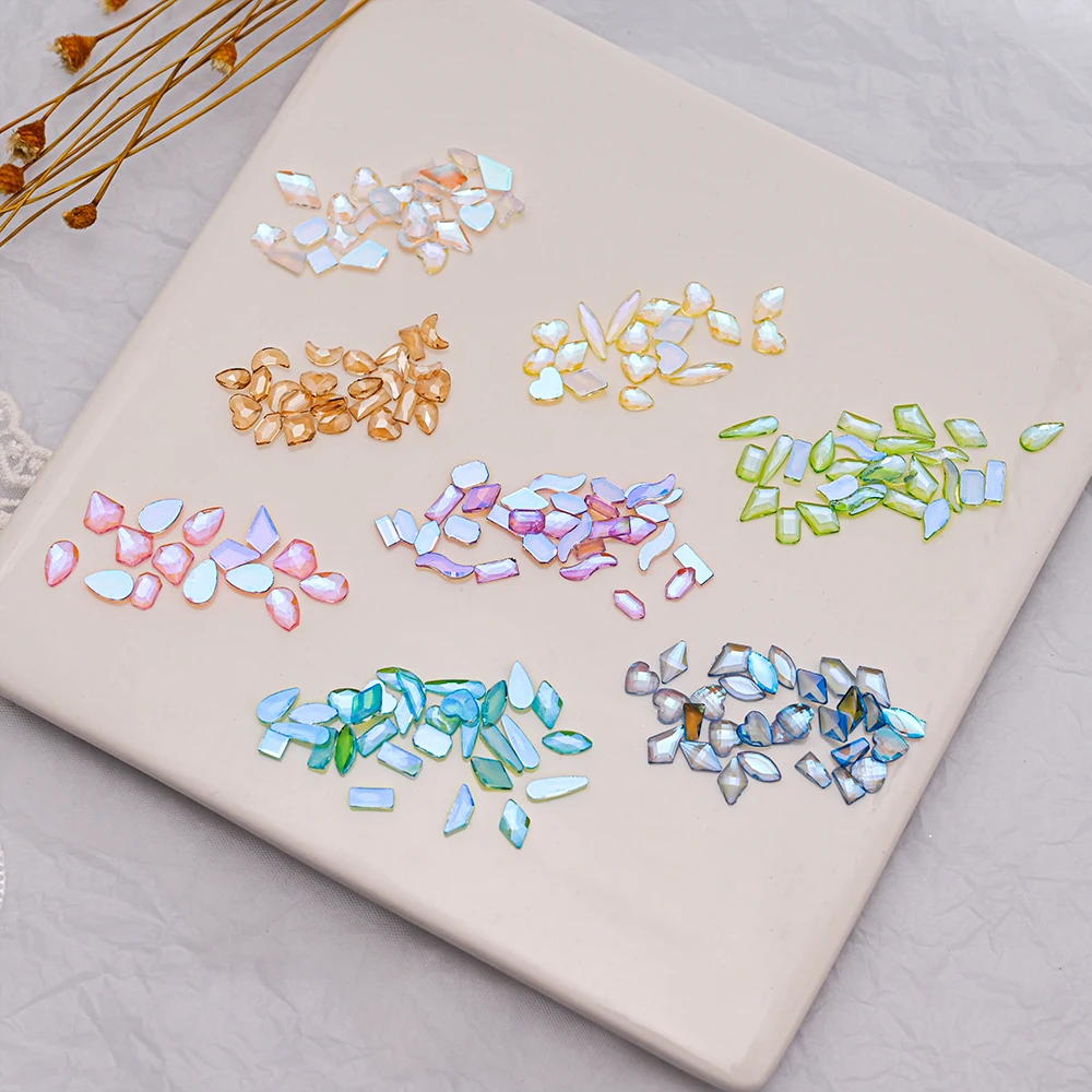 Aurora Crystal AB Nail Art Strass, Verre Irrégulier, Flatback Nail Charms, Gemmes de Luxe, Diamant, Décoration de Manucure, 100Pcs