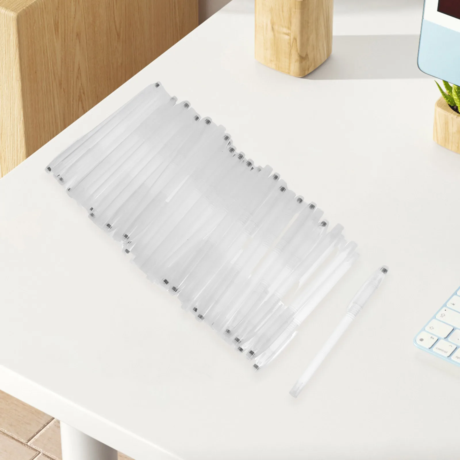 

100Pcs Transparent Empty Pen Holders Practical Pen Shells for Students Office Use Transparent Pen-Holders