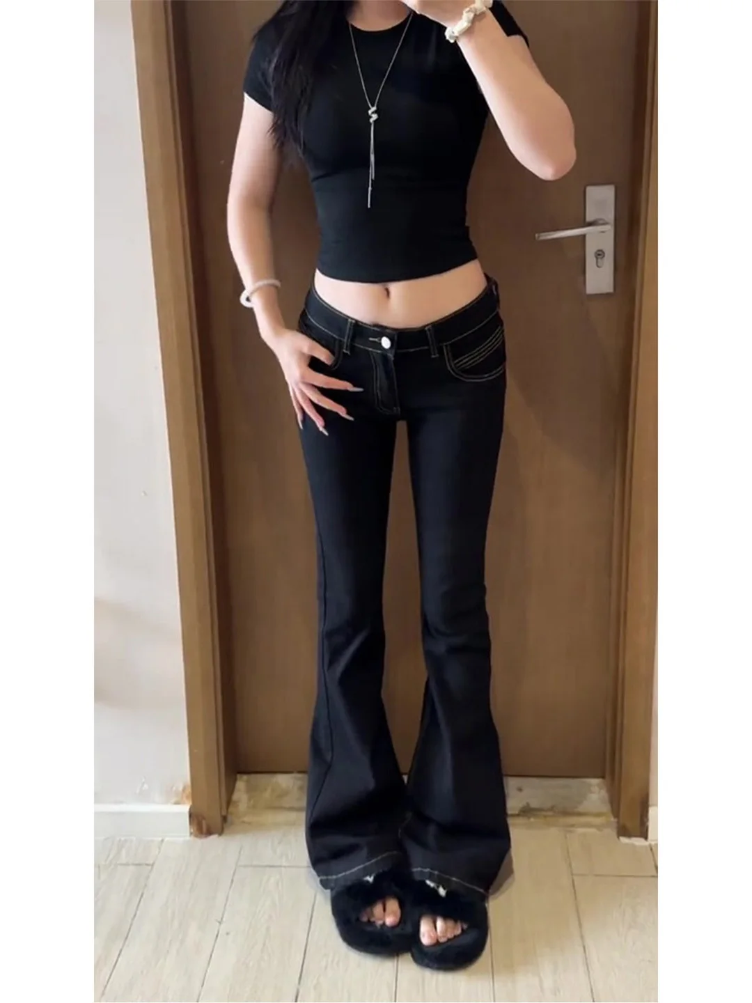 

Летние джинсы с высокой талией из черного денима 2026 года, женские укороченные брюки-скинни в американском стиле, для фигуры типа «груша», облегающие, в стиле High Street