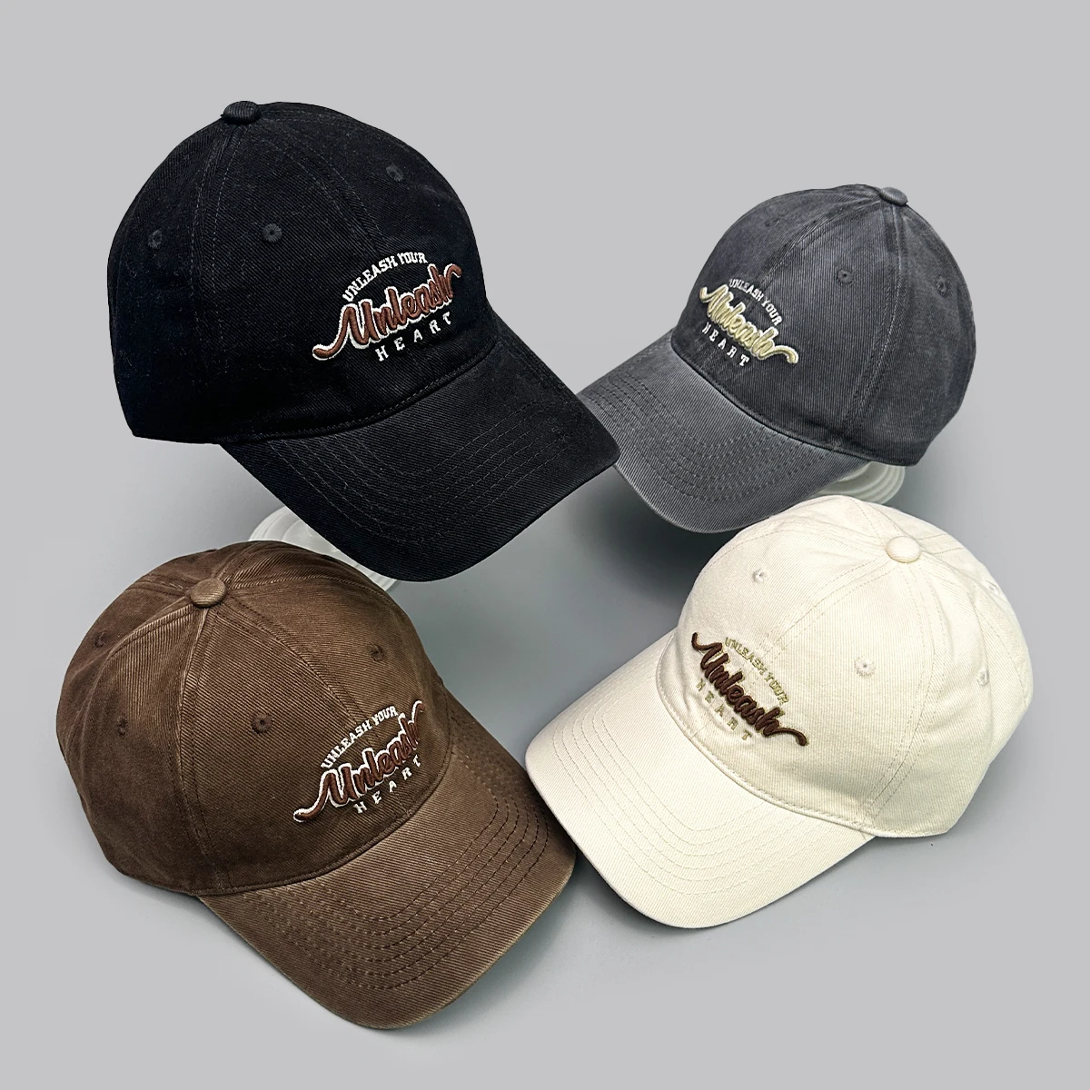 

Korean ins 3D Letter Embroidery Baseball Hats New Men Women Sunshade Retro Versatile College Style Fashion Casual Peaked Caps