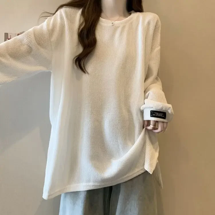 Korean Version Lazy Style Warm Split Long Sleeved T-shirt for Women in Autumn and Winter Loose and Slim Mid Length Top Clothes