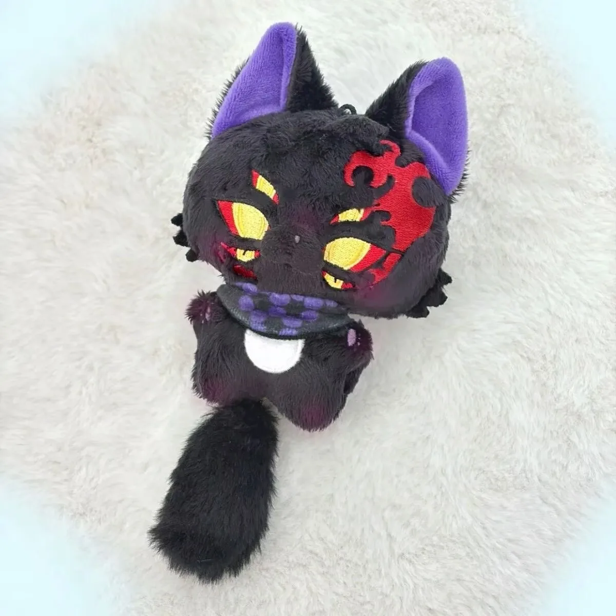 Muñeco de Peluche de Gato Kokushibo de Demon Slayer de 10 cm con Cola, Lindo Muñeco de Peluche de Kokushibo con Mochila, Juguetes de Peluche, Regalo para Fans y Coleccionistas
