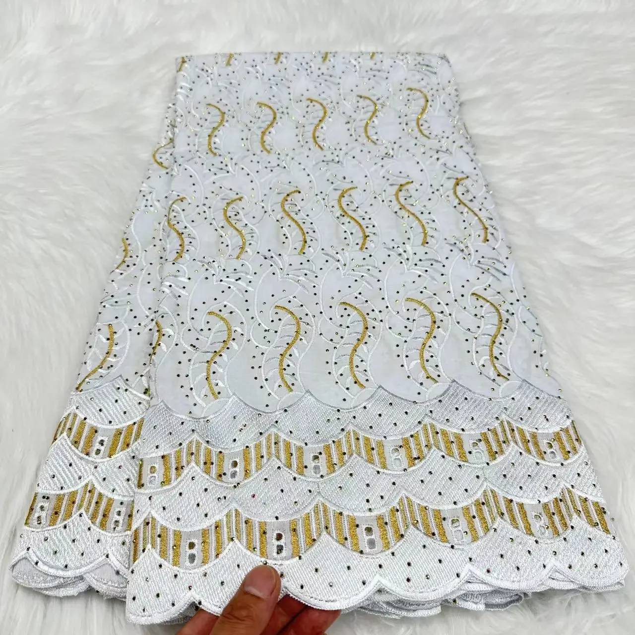 100％ Cotton Lace Fabric with Wavy Embroidery with Rhinestone Trim for Elegant Nigerian women's Dress Sewing 5 Yards of Fabric