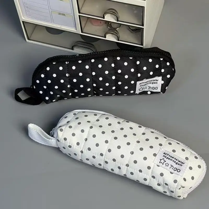 Niedliches Polka-Dot-Federmäppchen mit weich gepolstertem Design und robustem Reißverschluss für Schüler, Büro, Studium und Aufbewahrung von Schreibwaren. – Detail 7