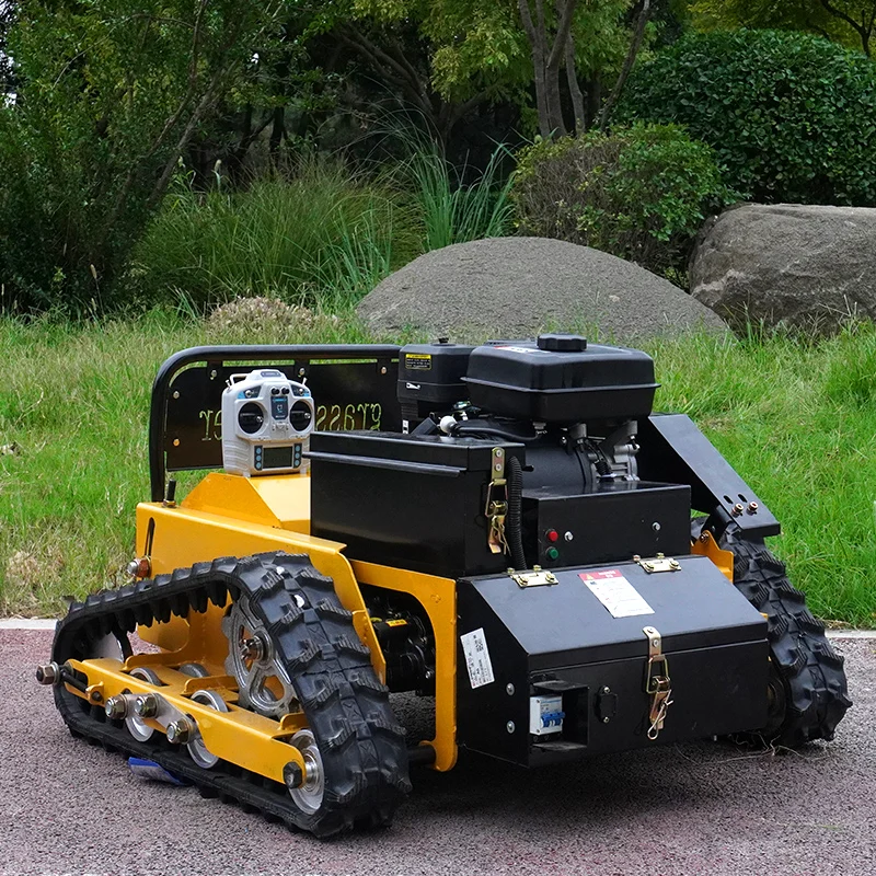 Customized Remote Control Wheeled Lawn Mower New Design Mower Grass Cutter Machine Unique Robot Concept Farm Machine Engine Core