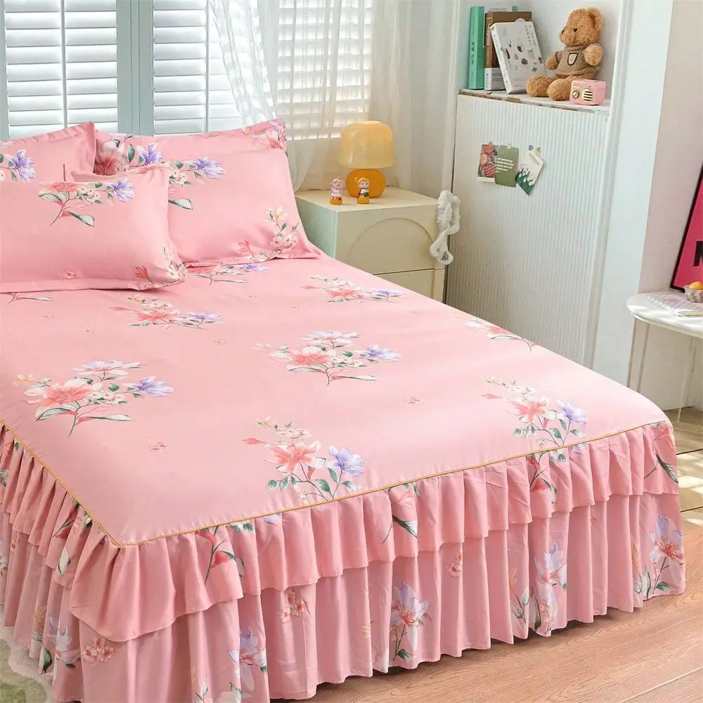 

Simple Modern Plant Patterned Pink Floral Double Layer Ruffle Bedding Set Including 1 Bed Skirt And 2 Pillow Cases, Without Comf