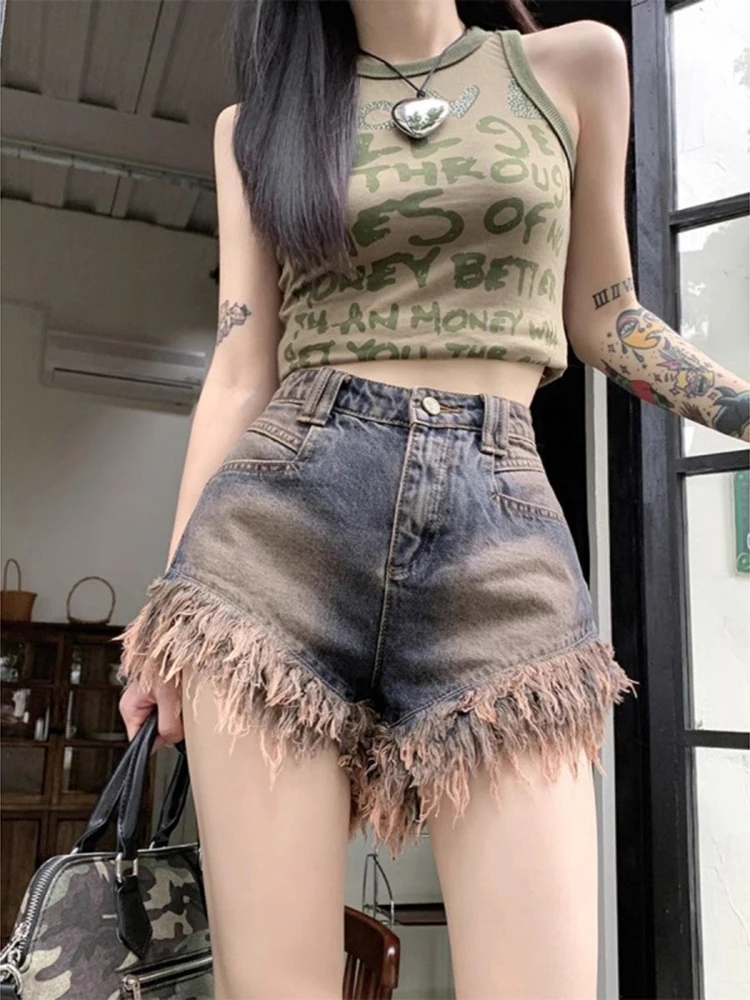 

American style retro spicy girl high waisted denim shorts summer new women tassel and burr design loose street hot pants