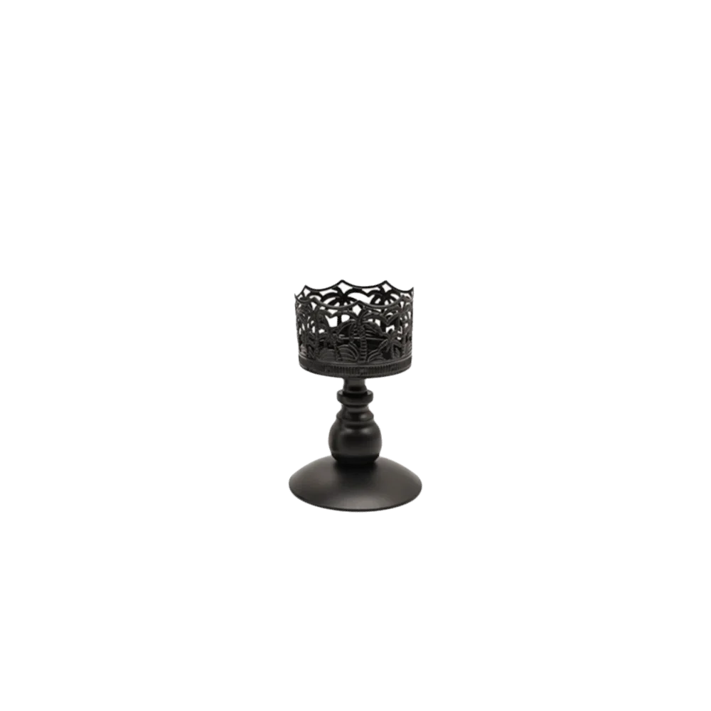 Vintage Hollow Carved Candlestick Romantic Iron Art Metal Candelabra Rust Resistant Stable Base Tall Candle Holder Ornaments