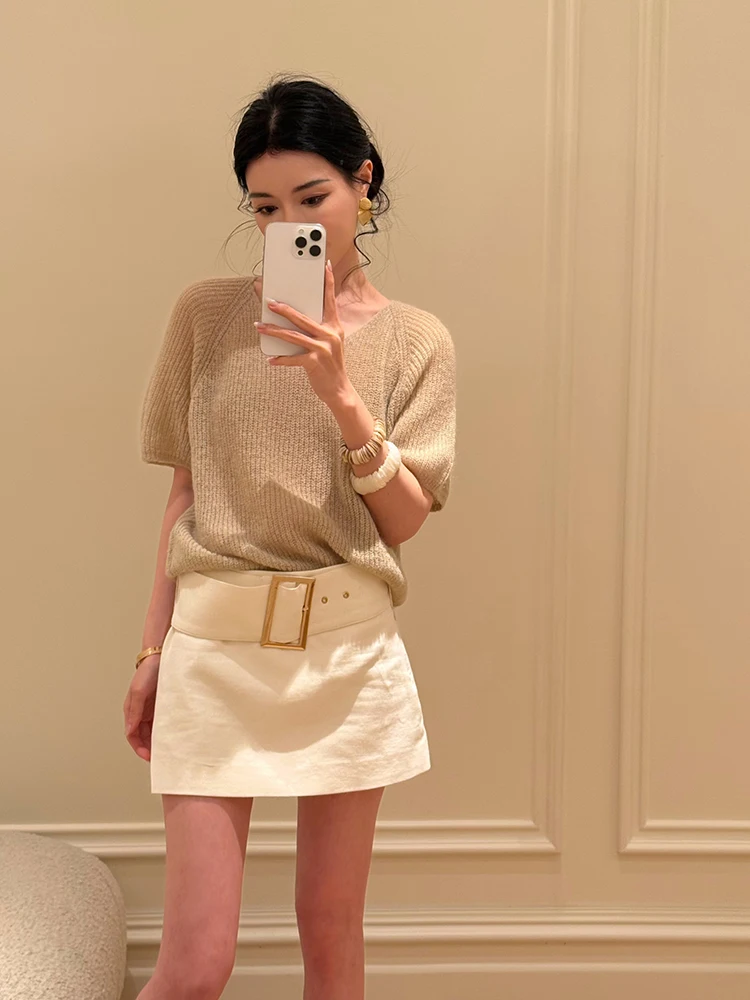 

SMOL "Butter Sun" Мягкий мохеровый вязаный топ с коротким рукавом, создающий нежное ощущение уюта, встроенный, мягкий и уютный, женская летняя мода