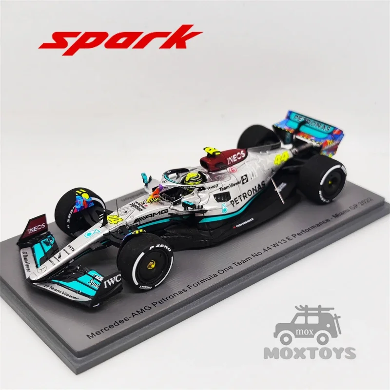 Spark 1:43 F1 2022 MB Petronas W13E Performance N0.44 L.Hamilton Miama GP Model Car