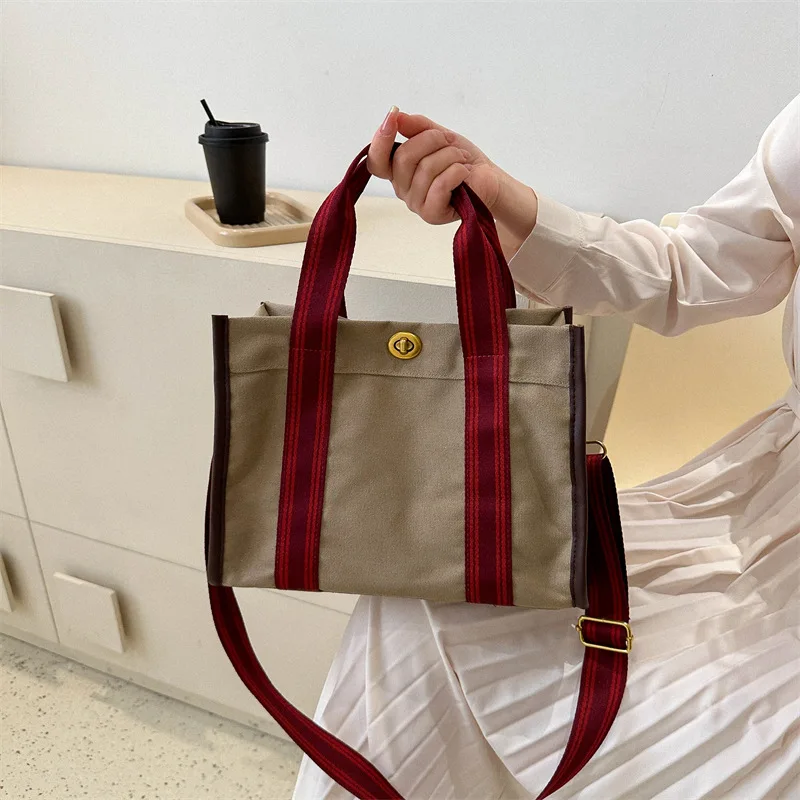 Women\'s 2023 Summer New Lightweight Commuting Fashion Simple Canvas One Shoulder Underarm Bag Contrast Tote Bag