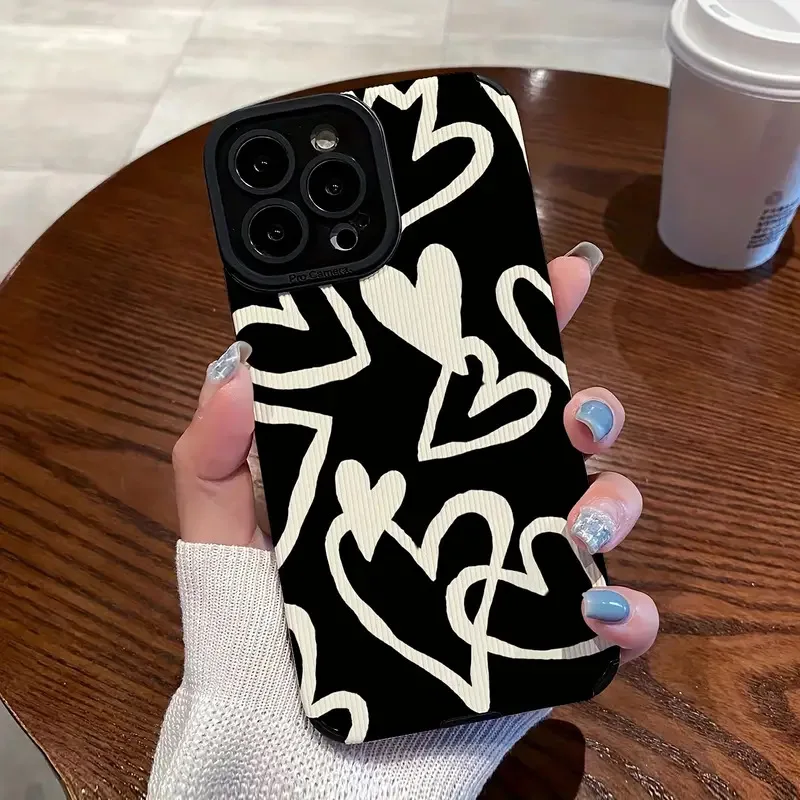 Creative Black White Graffiti Love Heart Phone Case For iPhone 16 15 14 13 12 11 Pro Max X XR XS Max 7 8plus Shockproof Cover