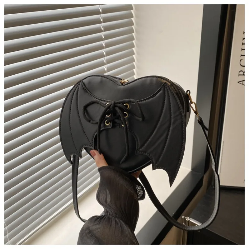 

Интернет-знаменитости, новая оптовая продажа, сумка с ремешком, сумка с крыльями летучей мыши, забавная женская сумка на одно плечо с диагональным крестом на Хэллоуин