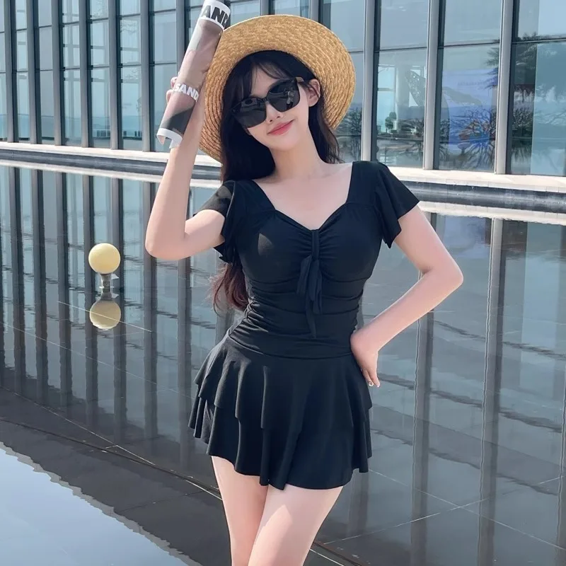 

Слитный купальник-платье с рюшами на рукавах, бантом спереди, драпировкой на талии и расклешенной юбкой, скромный купальник для пляжа, бассейна и отпуска