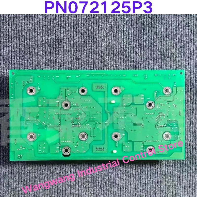 اختبار مستعمل موافق لوحة محرك محول التردد سلسلة ATV61-71 PN 072125 P3 هو لوحة تشغيل محرك 315kw/220kw/250KW،