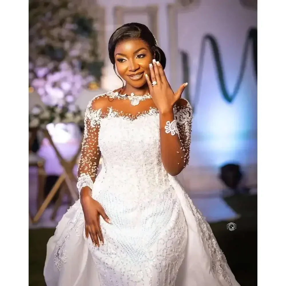 

Customized Sheer Neck Shinny Beads Sequins Wedding Dress For Bride Robe De Mariée Long Sleeves Detachable Train Bridal Gown